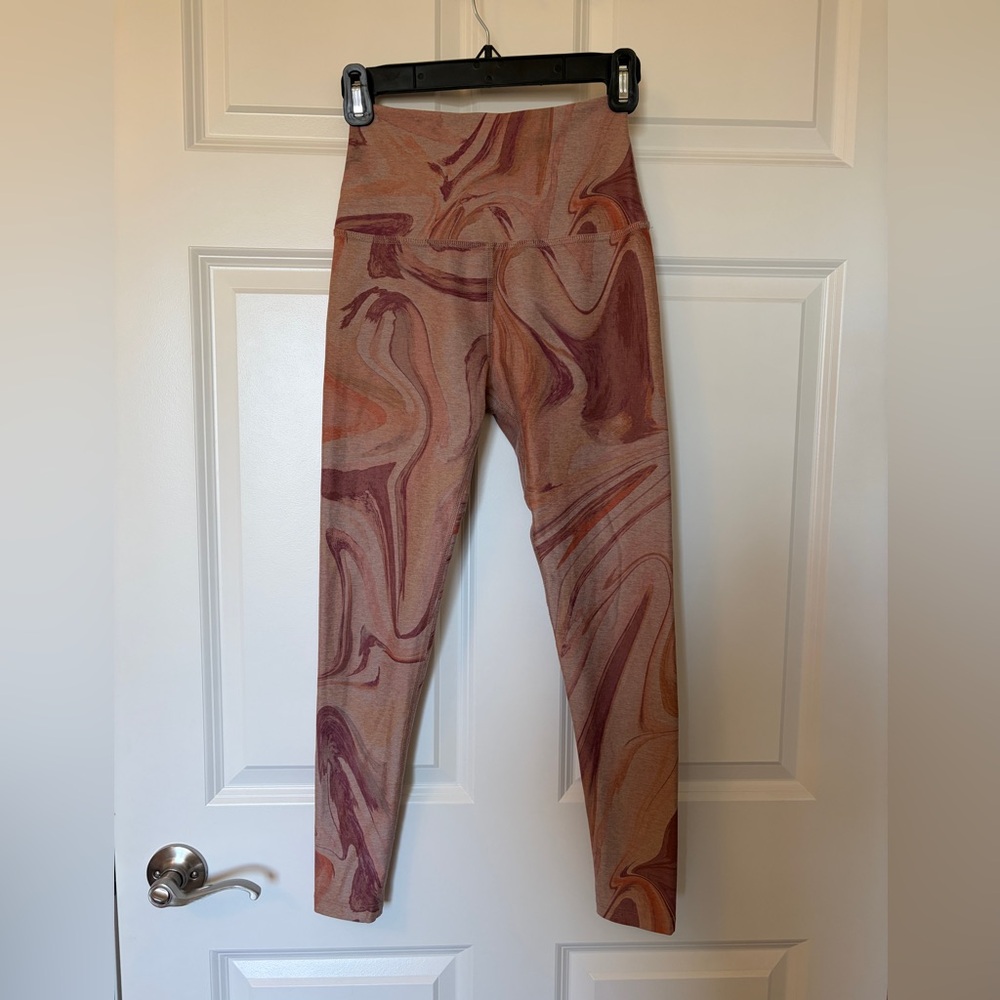Beyond Yoga Women’s Swirl Pattern High Waisted Leggings